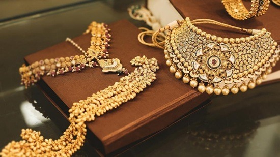 Chennai Gold Rate Today (August 5, 2026): 22K Gold Jumps ₹160 Per Gram, Silver Up ₹5